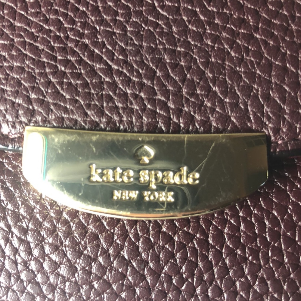 Kate Spade Trifold Wallet - Picture 2 of 10